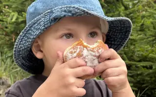 Pomozte Štěpánkovi objevovat svět v bezpečí