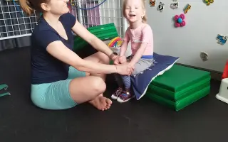 Pomozme malé Natálce se syndromem kočičího křiku