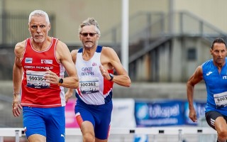 Překonejme společně světový rekord, podpořme českého lva na atletické dráze.