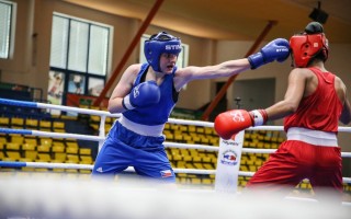 PODPOŘ ŽENSKOU BOXERSKOU REPREZENTACI NA CESTĚ NA OLYMPIJSKÉ HRY