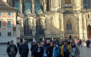 Počátek: podpora obránkyň Ukrajiny