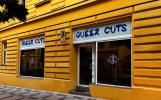 Podpořte Queer Cuts Barber