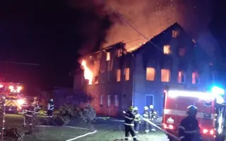 Pomozte obnovit domov po ničivém požáru v Nové Roli