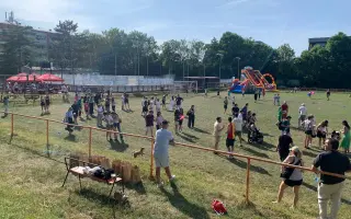 Prague Raptors FC | Společně pořídíme nový traktor pro naše hřiště 🦖⚽