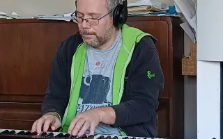 Semiš - Kousek za městem (podpořte vydání debutového alba)