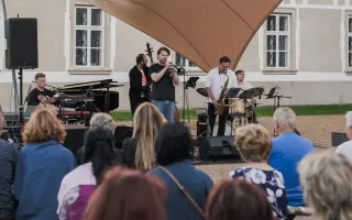 Osmosis připravuje debutové album