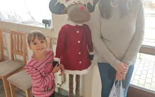 Pomozte nám zajistit cestování a školní pomůcky pro naše holčičky