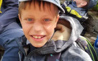 Naděje pro dva autistické chlapečky: Podpořte jejich cestu za lepšími zítřky