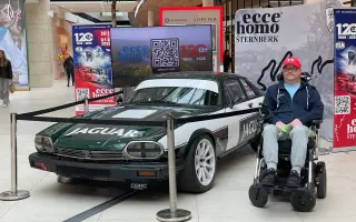 Pomoc s doplatkem na elektrický vozík a opravou nepojízdného auta