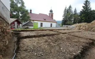 Daruj cihlu na přístavbu Eljonu
