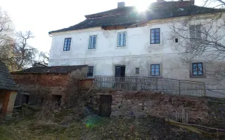 Záchrana charitního střediska v Maršovicích před dřevomorkou