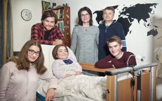 Jarušku upoutala nemoc na vozík, pomozte jí usnadnit návrat do života