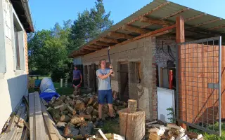 Tábořiště Strojatín:  nové venkovní umývárny a krbová kamna