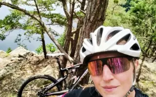 Pojďme dostat knihu REVOLUCE. JAK ŽENY NA DVOU KOLECH MĚNILY SVĚT do světa!