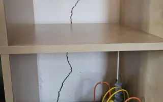 Pomozme Dáši zachránit domov v havarijním stavu po poškození vodou