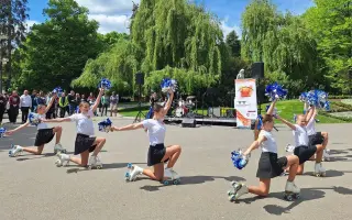 Pomozme mladým krasobruslařkám na kolečkách reprezentovat na soutěži v Dánsku