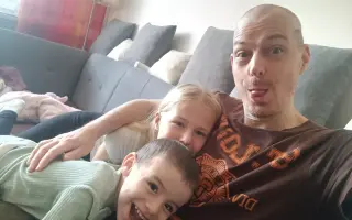 Nádor je zpět. Znovu musíme do boje o život manžela a táty našich dětí.