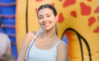 Pomozme Sáře v boji s rakovinou mozku