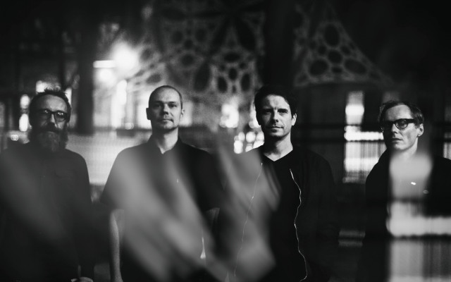 LP Láska a „zájezd“ s kapelní dodávkou na vybraný koncert vstupenka v ceně