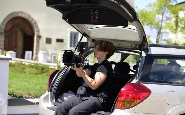 🎥 Pomozme Samuelovi pořídit profesionální filmovou kameru Sony FX6