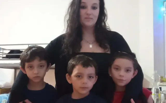 Pomozme mamince se třemi dětmi znovu vybavit byt po štěnicích