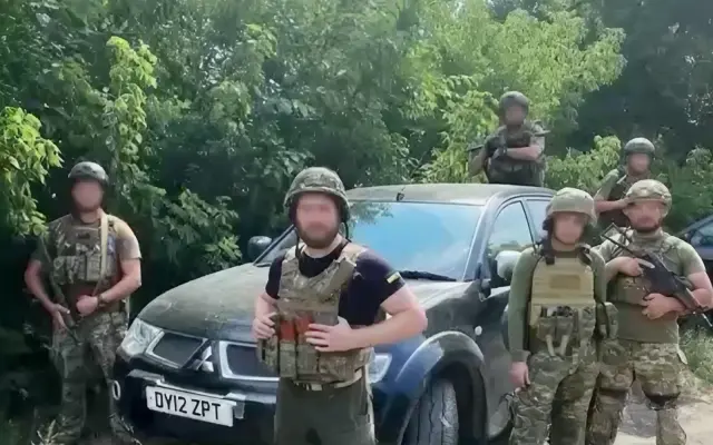 Pomozte Rytířům udržet frontovou linii