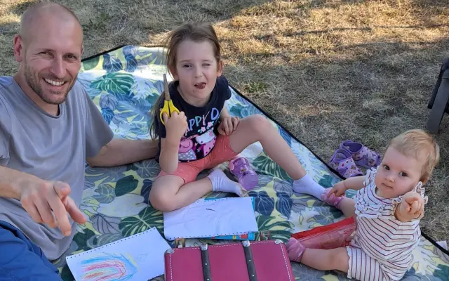 Pomoc pro Tomáše a jeho dceru na boj s nevyléčitelným onemocněním.