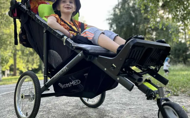 Speciální kočárek a rehabilitační pobyt pro Kristianka