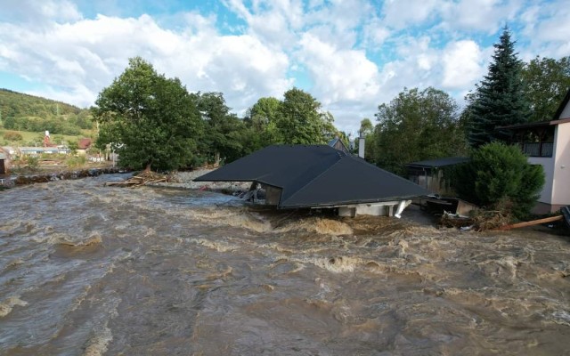 Pražská 50 pomáhá jesenickým zdravotníkům