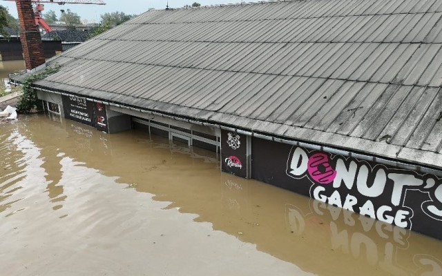 Obnova Donut’s Garage po povodních