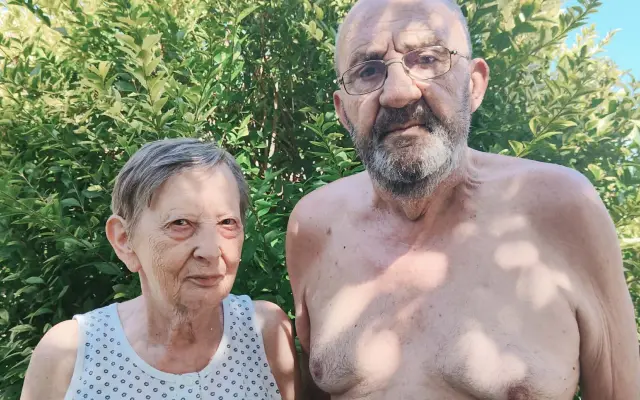Ve skoro 80 letech přišli o všechno. Pomozme jim znovu domů.