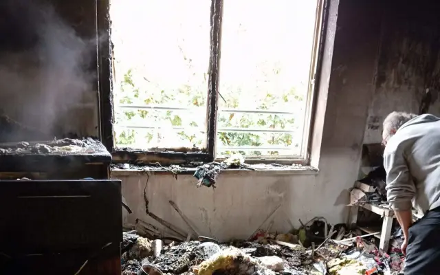 Požár vzal domov i mazlíčky. Pomozte rodině začít znovu.