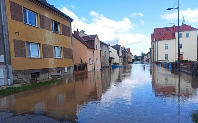 Pomoc Adélce a Davidovi, kterým povodeň v Opavě zničila domov