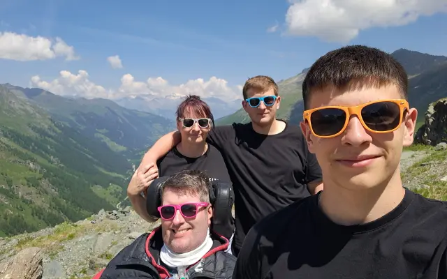 INVALIDNÍ VOZÍK nejen do hor pro Honzu s ALS