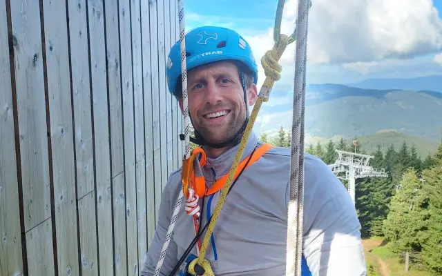 SRDCE JAKO HANGÁR – Sbírka pro rodinu Romana Fišnara, záchranáře Horské služby ČR