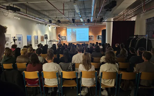 Strach nechrání. Znalost ano. Podpořte rozvoj Czeched Substance!