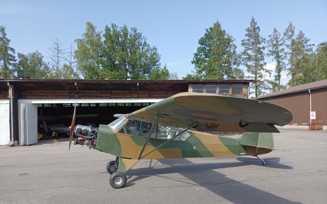 Pomozte nám s dokončením létající legendy Piper L-4