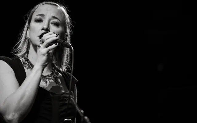 Veronika Vítová - Za obzorem ticha: Pomozte nám vydat novou autorskou desku