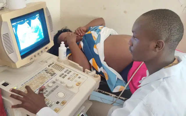 Záchrana kliniky Ostrova Naděje  v Keni