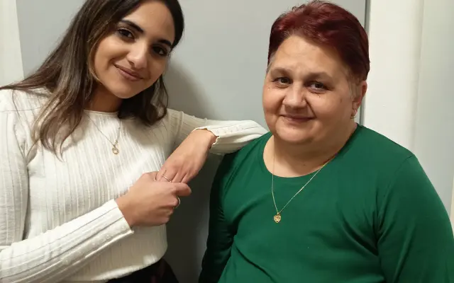 Pomozme onkologicky nemocné babičce pořídit postel nebo gauč pro sebe a vnučku