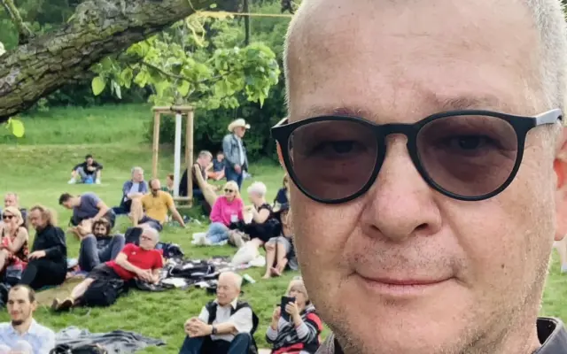 Vydejte se mnou album zhudebněných básní "Andělská..."