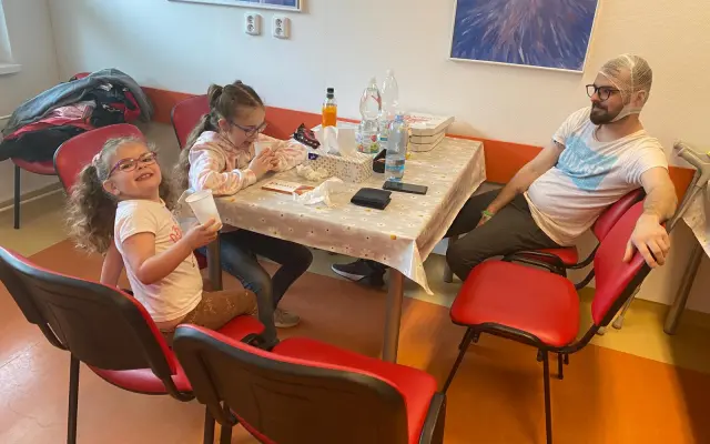 Srdcem pro tatínka – pomozme rodině zvládnout náročné životní období