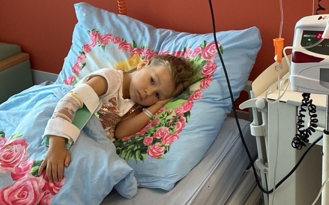 Pomoc malé čtyřleté Nikolce, která onemocněla leukémií