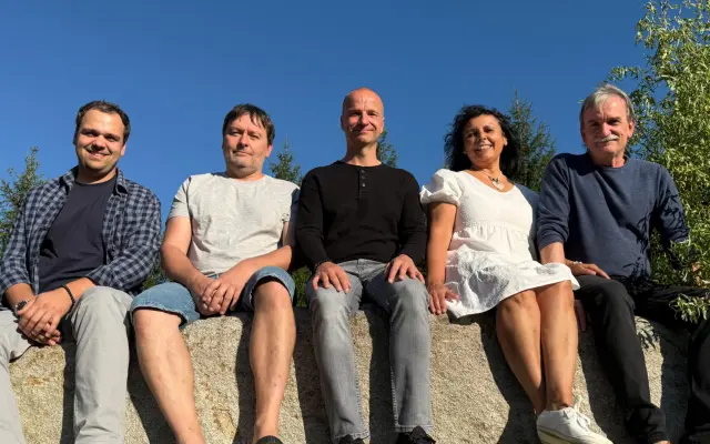 Folk žije? Podpořte vydání nového alba Kořeny folkové skupiny DRC.