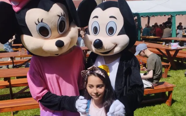 Pomoc pro 3 děti a jejich matku po tragické smrti otce.