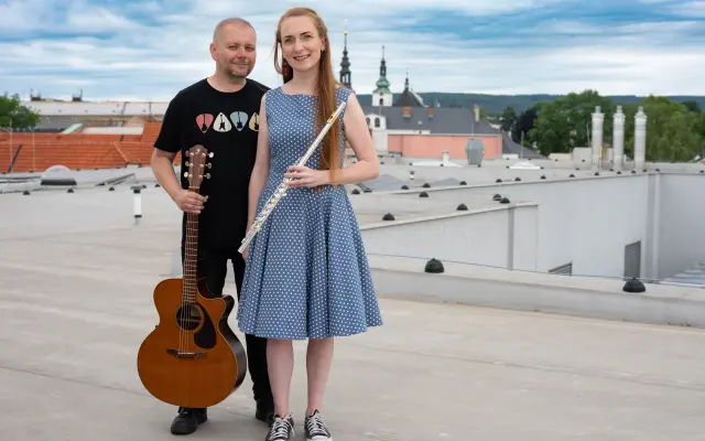 V pozici vážky – pomozte nám dokončit výrobu CD