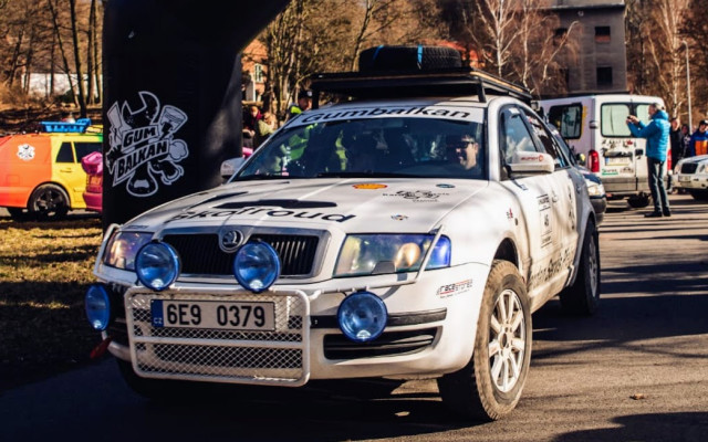 Rallye Albania – stavba závodního speciálu