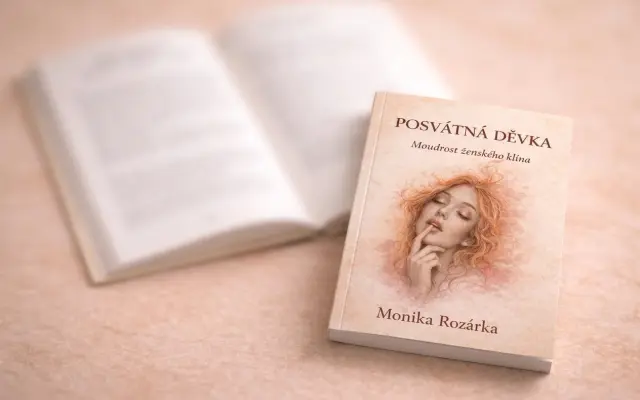 Podpořte vydání třetí knihy Moniky Rozárky