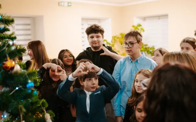 Vánoční dárky pro děti z dětského domova v Krásné Lípě