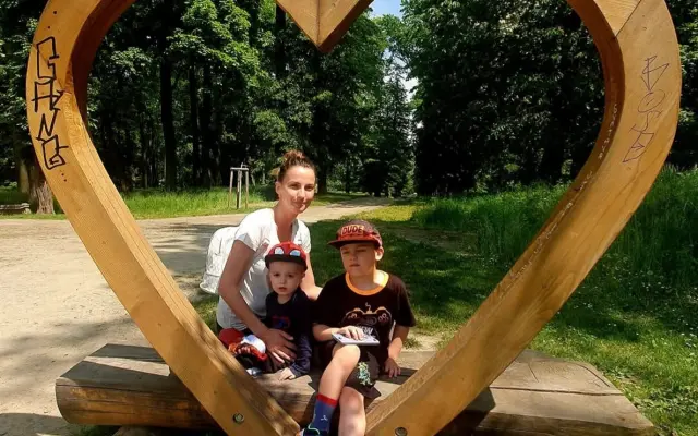 Pomozme mamince Katce a jejím dětem po útěku z toxického prostředí